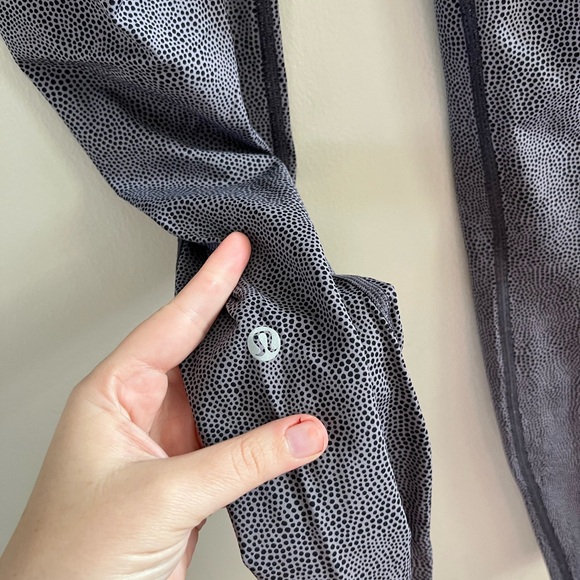 Lululemon Fast and‎ free 7/8 Size 4 Grey Black Print - Picture 8 of 10